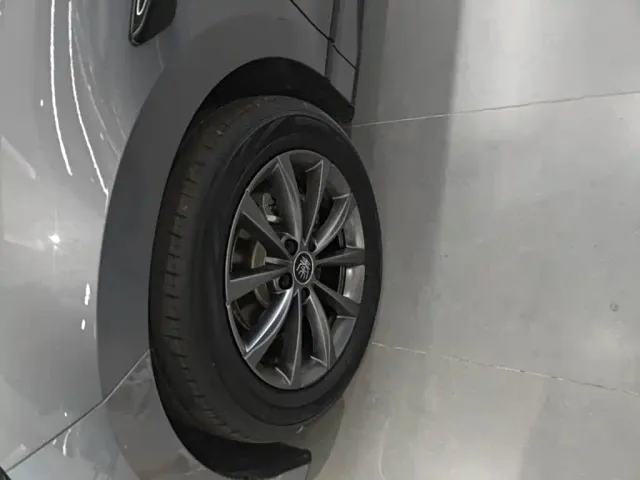 BYD Qin L — Фото автомобиля 22