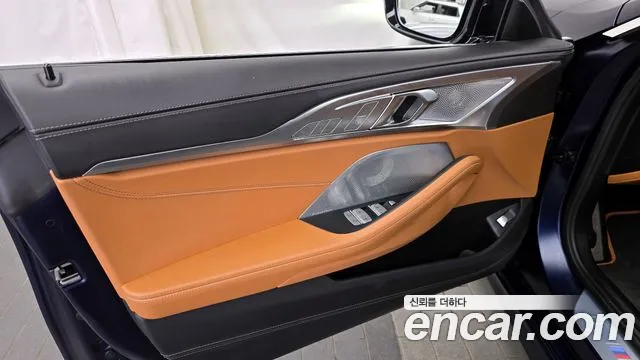 BMW 8-Series — Фото автомобиля 23