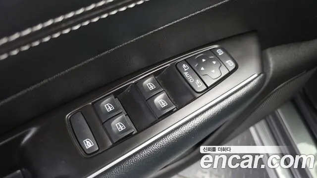 Renault Korea SM6 SM6 (New) — Фото автомобиля 29