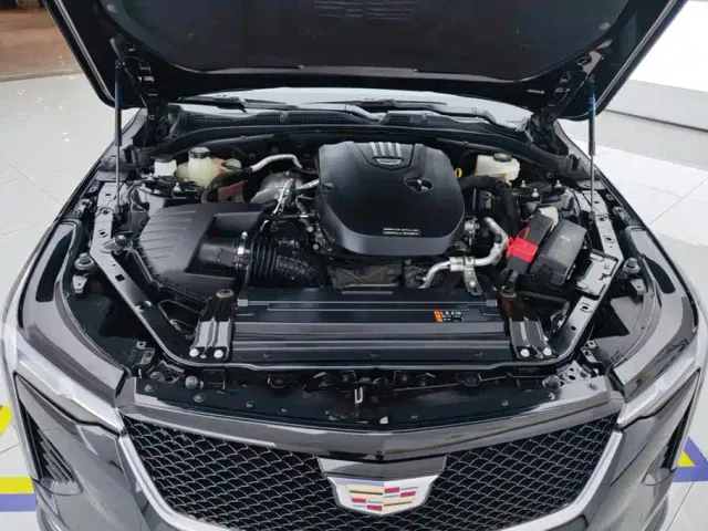 Cadillac CT4 — Фото автомобиля 10