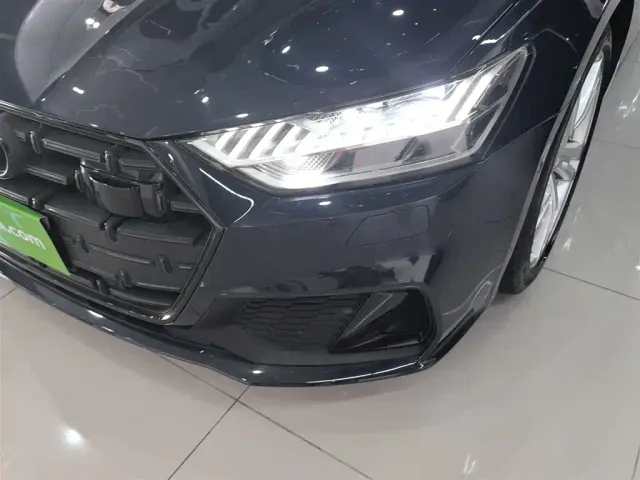 Audi A7L — Фото автомобиля 23