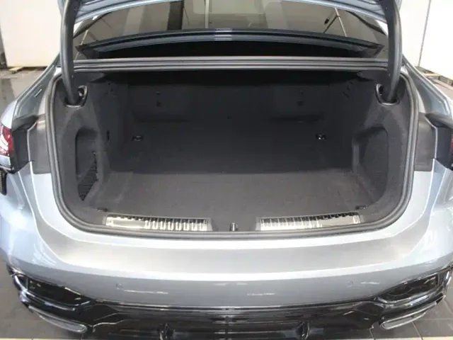 Audi A6L — Фото автомобиля 7