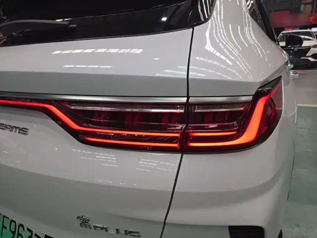 BYD Song PLUS — Фото автомобиля 7