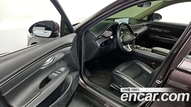 Genesis GV70 — Фото автомобиля 10