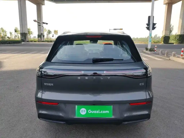 Geely Galaxy E5 — Фото автомобиля 5