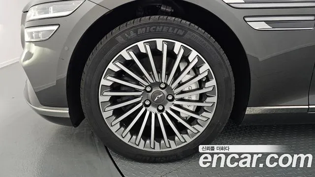 Genesis G80 RG3 — Фото автомобиля 5