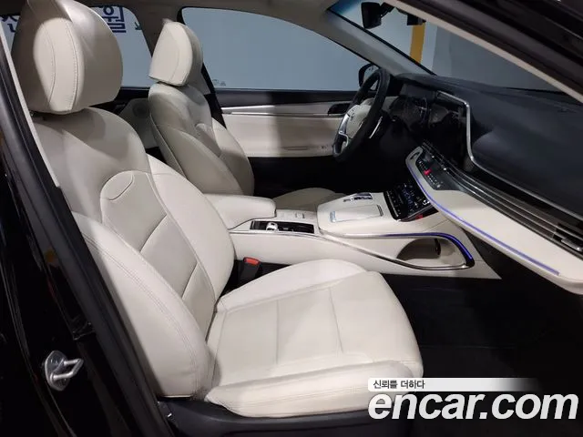 Hyundai Grandeur Новый Grandeur IG — Фото автомобиля 10