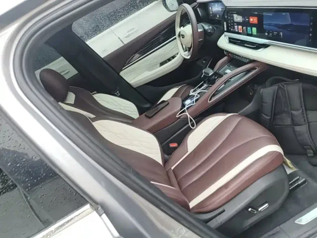 Geely Xingyue L — Фото автомобиля 24