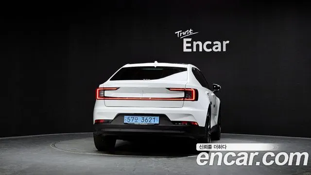 Polestar Polestar 2 — Фото автомобиля 4