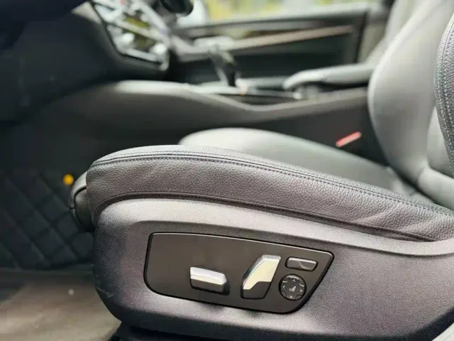 BMW 6 Series Gran Turismo — Фото автомобиля 14