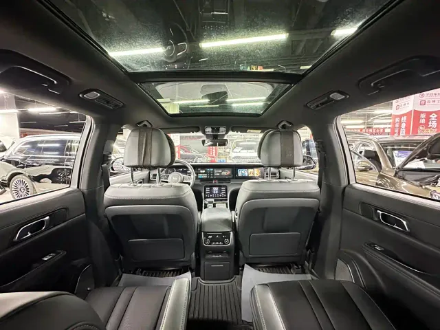 Li Auto ONE — Фото автомобиля 21