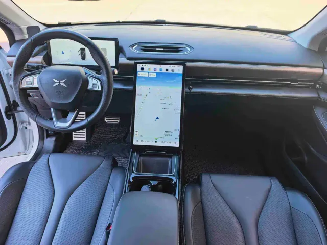 Xpeng P5 — Фото автомобиля 5
