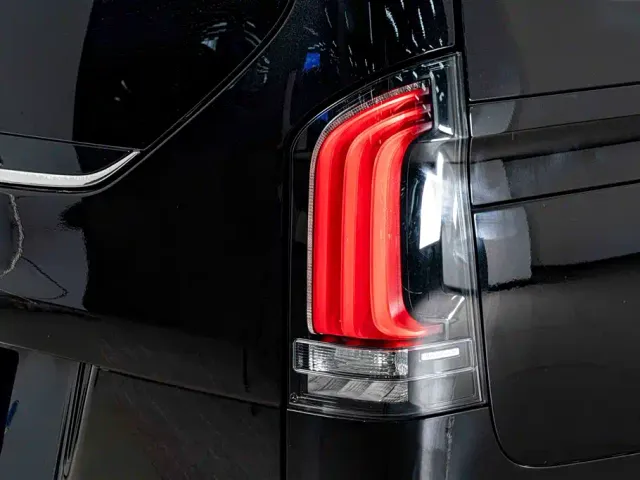 Mercedes-Benz V-Class — Фото автомобиля 8