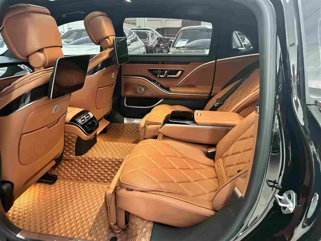 Mercedes-Benz Maybach S-Class — Фото автомобиля 12