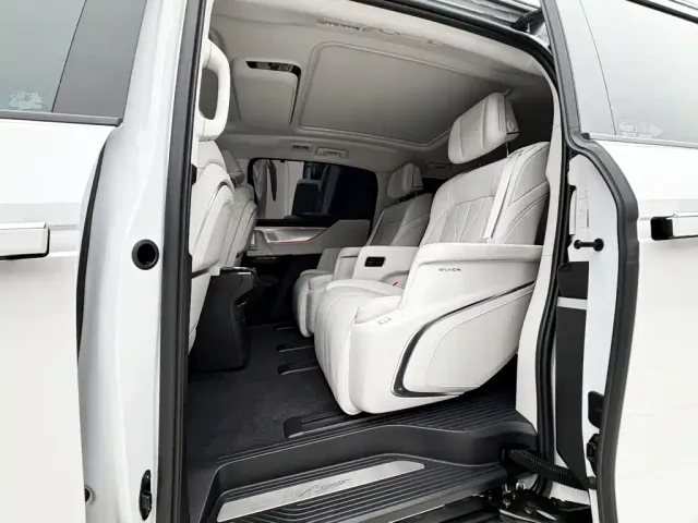 Buick Buick GL8 New Energy 2024 Landglory Luxury Edition 7-Seater — Фото автомобиля 11