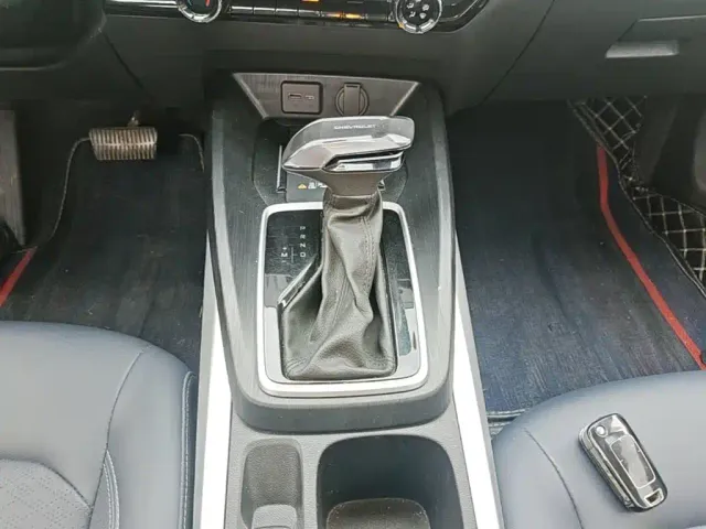 Chevrolet Monza — Фото автомобиля 13