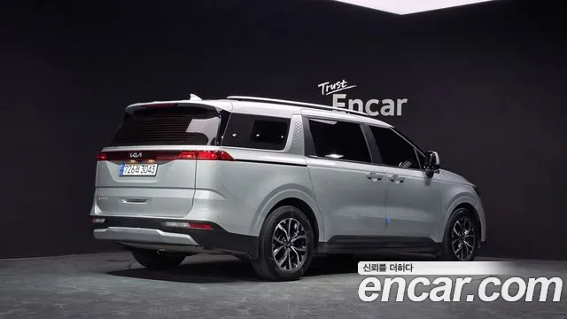 Kia Canival Carnival 4 поколение Дизель 11 мест Prestige — Фото автомобиля 2