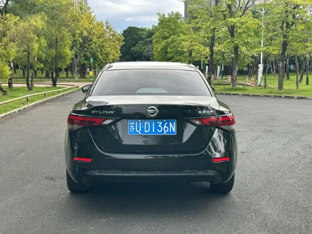 Nissan Sylphy — Фото автомобиля 5