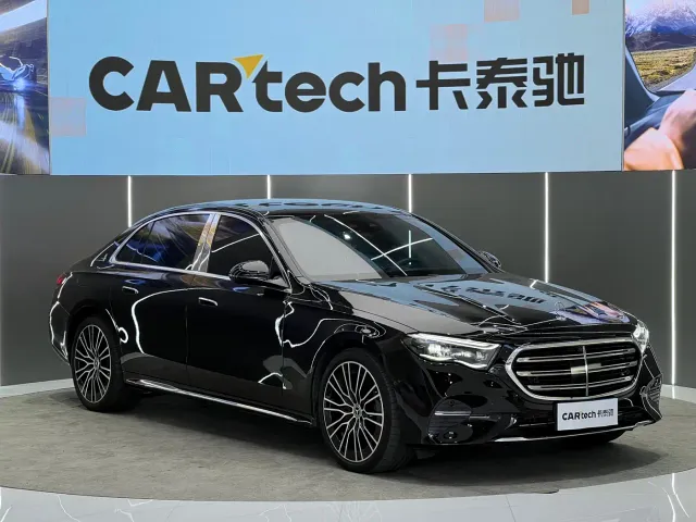 Mercedes-Benz E-Class — Фото автомобиля 3