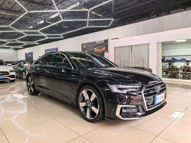 Audi Audi A6L 2023 45 TFSI quattro Premium Dynamic — Фото автомобиля 3
