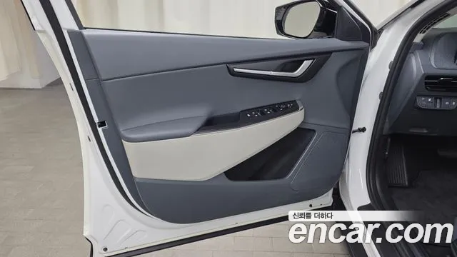 Kia EV6 — Фото автомобиля 12