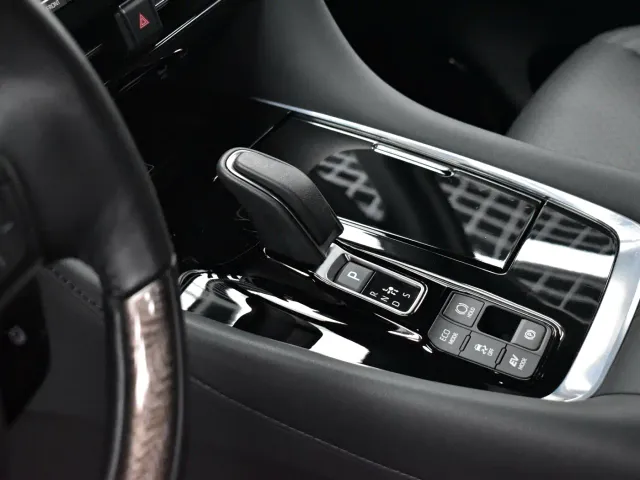 Toyota Alphard — Фото автомобиля 13