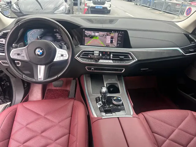BMW X5 — Фото автомобиля 3