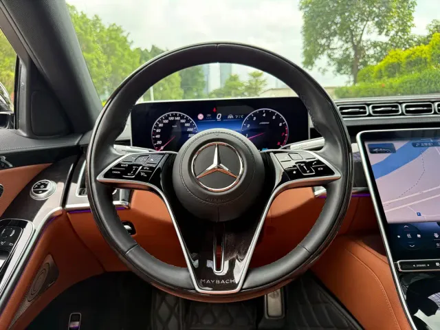 Mercedes-Benz Maybach S-Class — Фото автомобиля 11