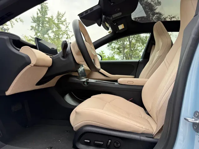 NIO NIO ET5 2022 75kWh — Фото автомобиля 15