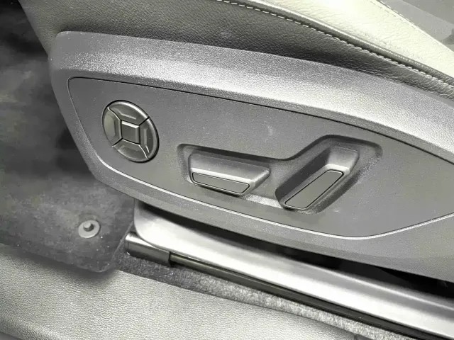 Audi Q3 — Фото автомобиля 14