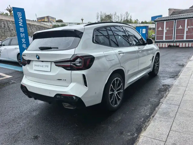 BMW X3 — Фото автомобиля 4