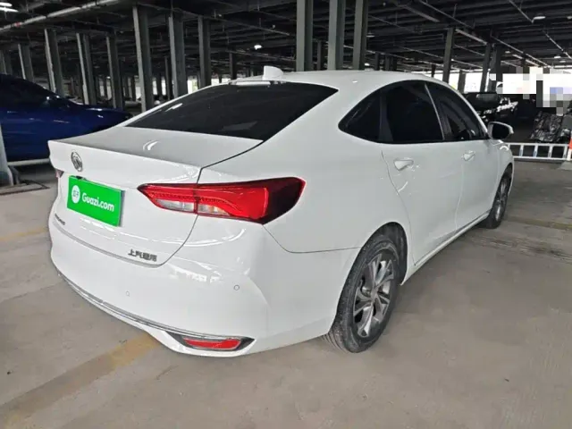 Buick Verano — Фото автомобиля 6