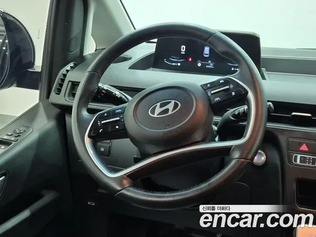 Hyundai Staria — Фото автомобиля 9