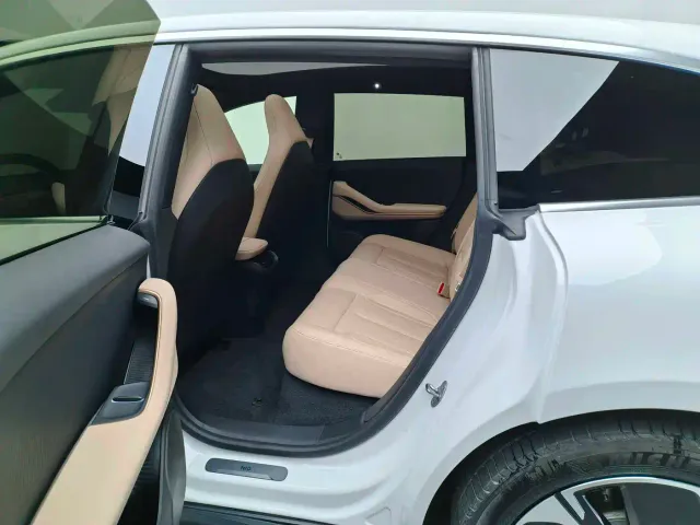 Nio ET5 Touring — Фото автомобиля 15