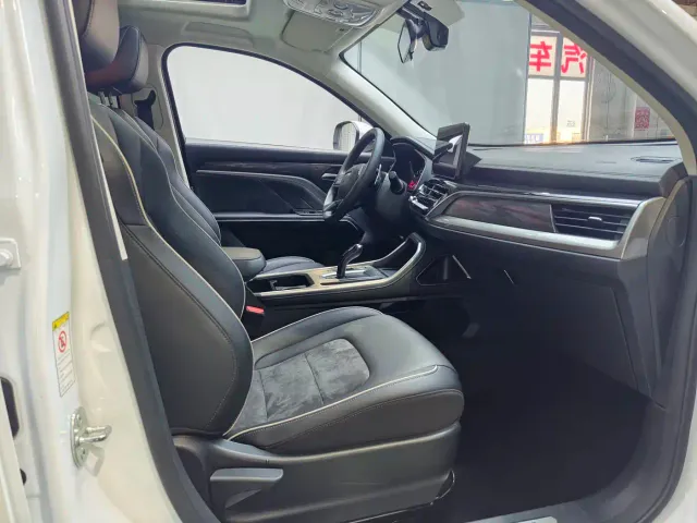 Haval H6 — Фото автомобиля 9