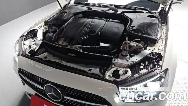 Mercedes-Benz E-Class — Фото автомобиля 6