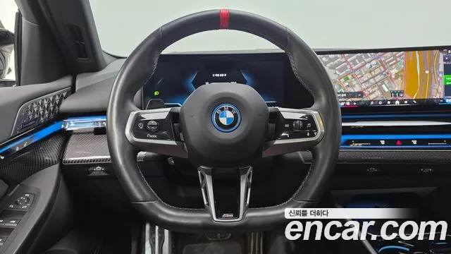BMW i5 G60 — Фото автомобиля 20