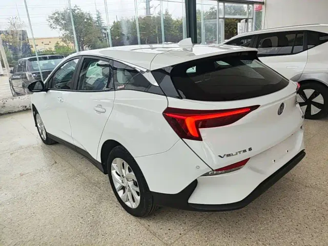 Buick Velite 6 — Фото автомобиля 4