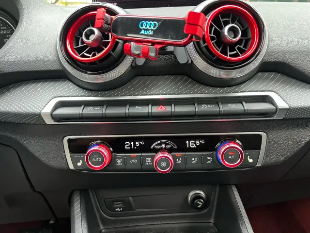 Audi Q2L — Фото автомобиля 9