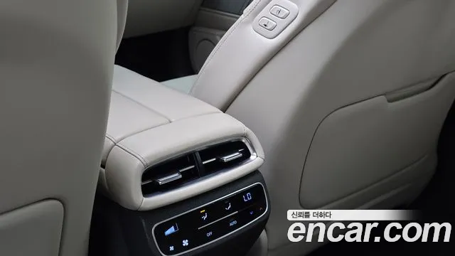 Genesis G80 Бензин 2.5 турбо AWD — Фото автомобиля 26