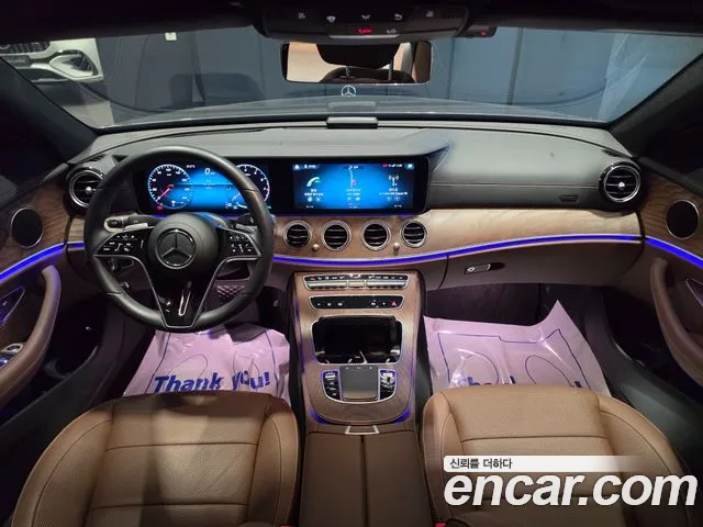 Mercedes-Benz E-Class — Фото автомобиля 7