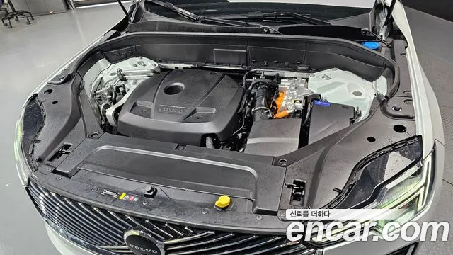 Volvo XC90 — Фото автомобиля 6