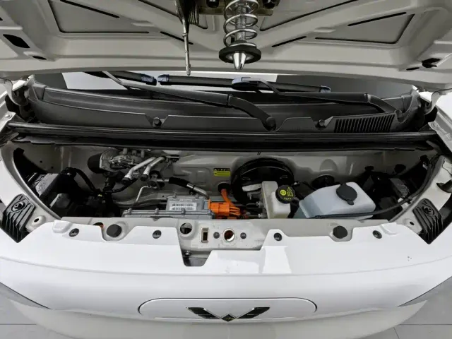 Wuling Hongguang Mini EV — Фото автомобиля 6