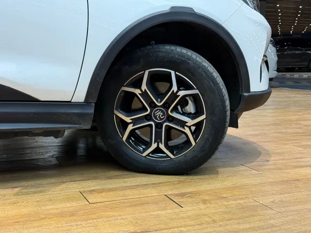 BYD Yuan Pro — Фото автомобиля 30