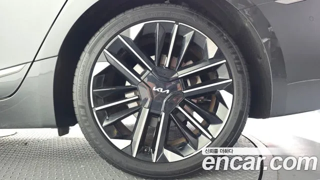 Kia K8 (New) Hybrid — Фото автомобиля 6