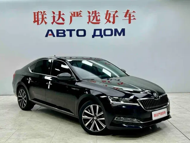 Skoda Superb — Фото автомобиля 3