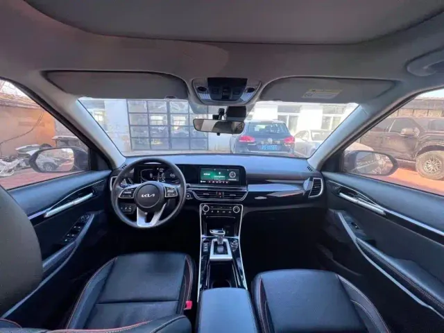Kia Seltos — Фото автомобиля 11
