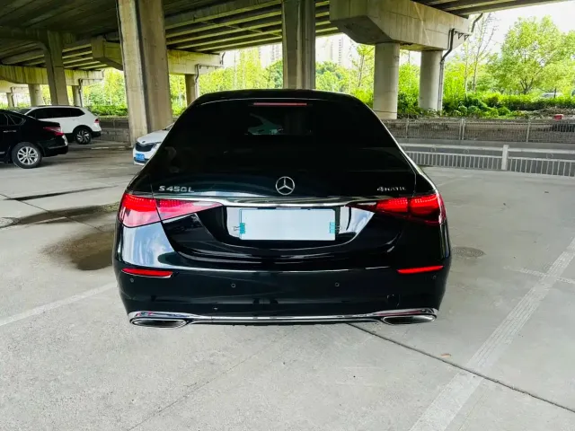 Mercedes-Benz S-Class — Фото автомобиля 5