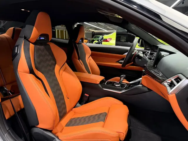 BMW M4 — Фото автомобиля 9