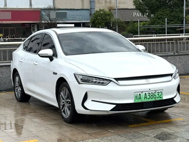 BYD Qin PLUS — Фото автомобиля 2